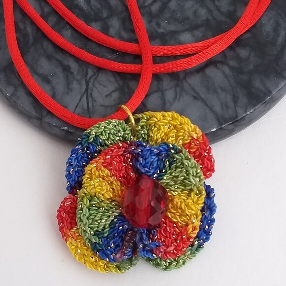 🌹 Handmade Multicolor Crochet Rose Necklace & Red Czech Crystal Earrings Set 🌟 - Picture 3 of 13